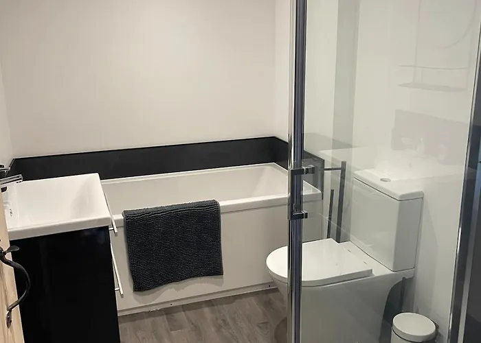 2 Bedroom Country In The District